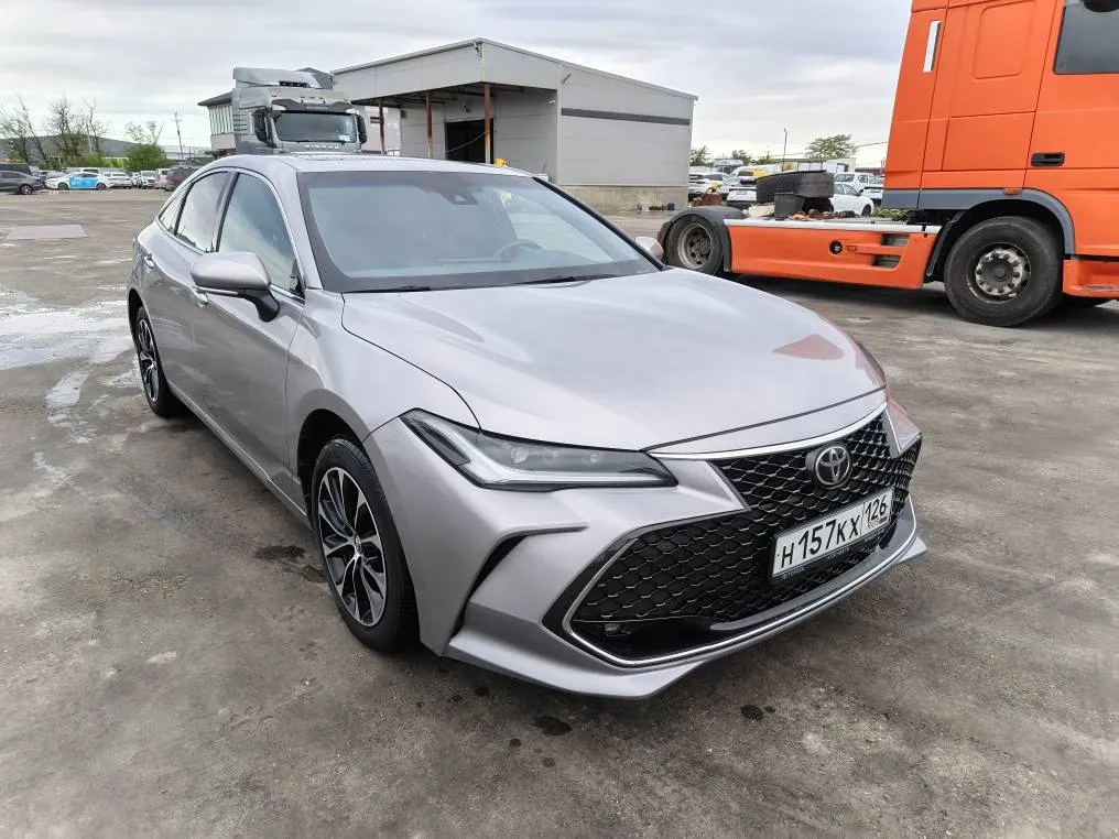 Toyota Avalon, фото 3