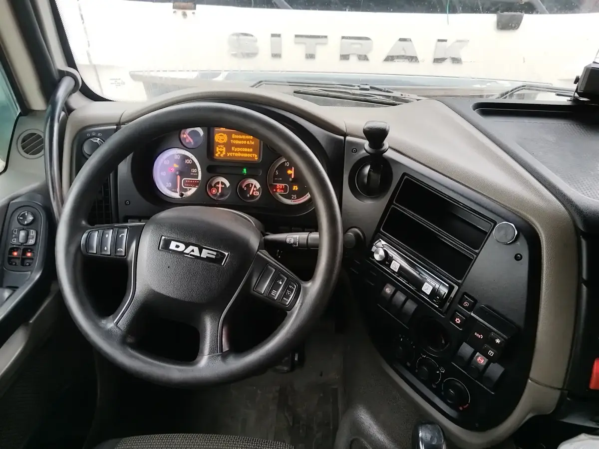 DAF XF 4x2 Седельный тягач, фото 5