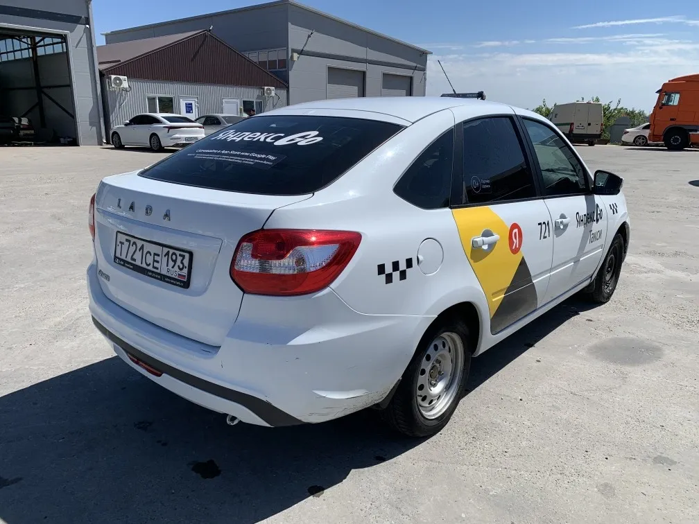 LADA Granta Лифтбек, фото 4