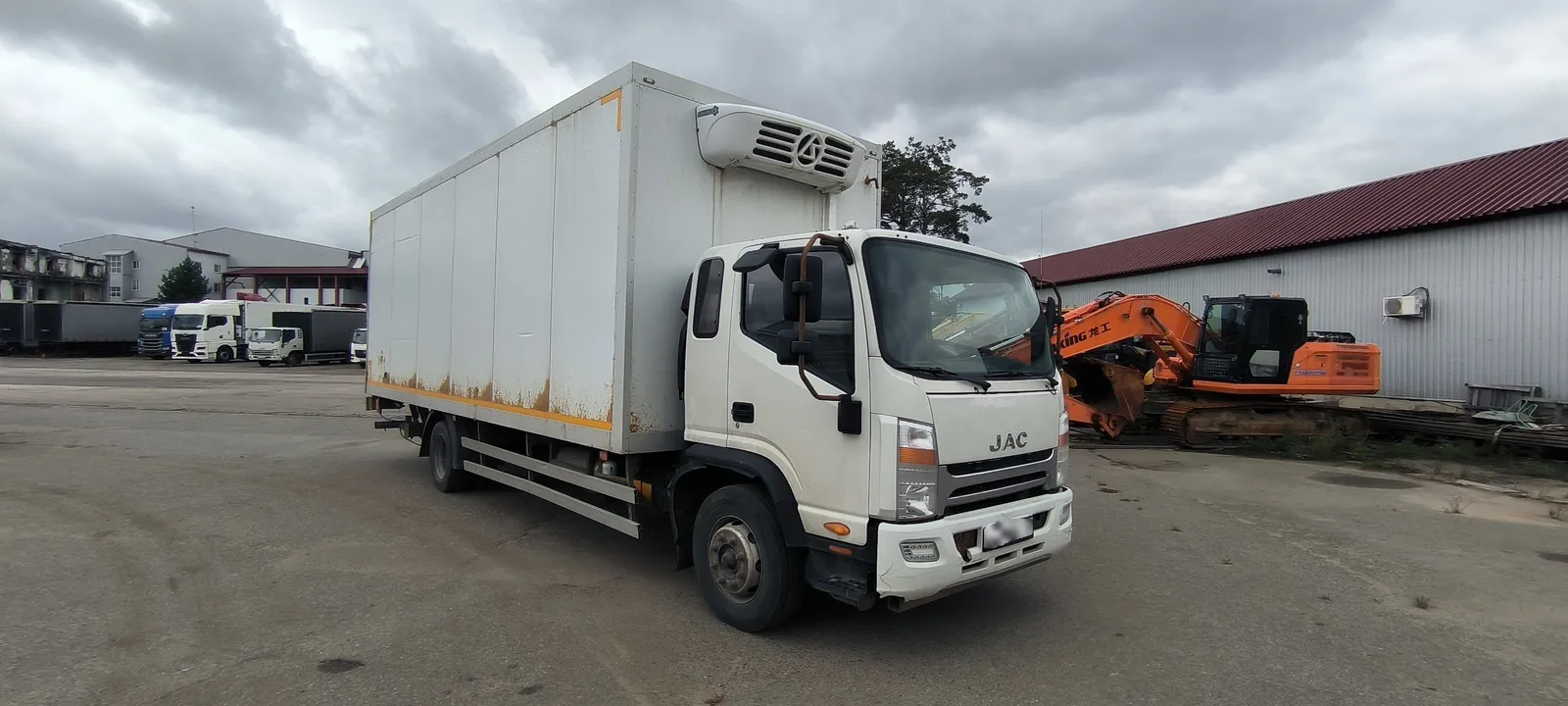 РусТрак 5389* на шасси JAC N120 4x2 Изотермический/рефрижератор с ги, фото 2