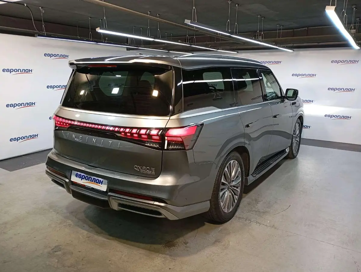Infiniti QX80 Autograph, фото 3