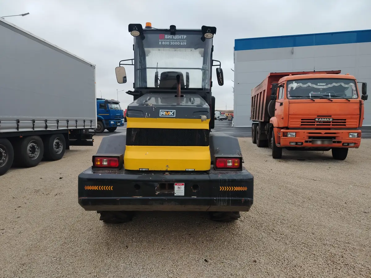 Runmax TL872* Фронтальный погрузчик с телескопической стрелой, фото 4