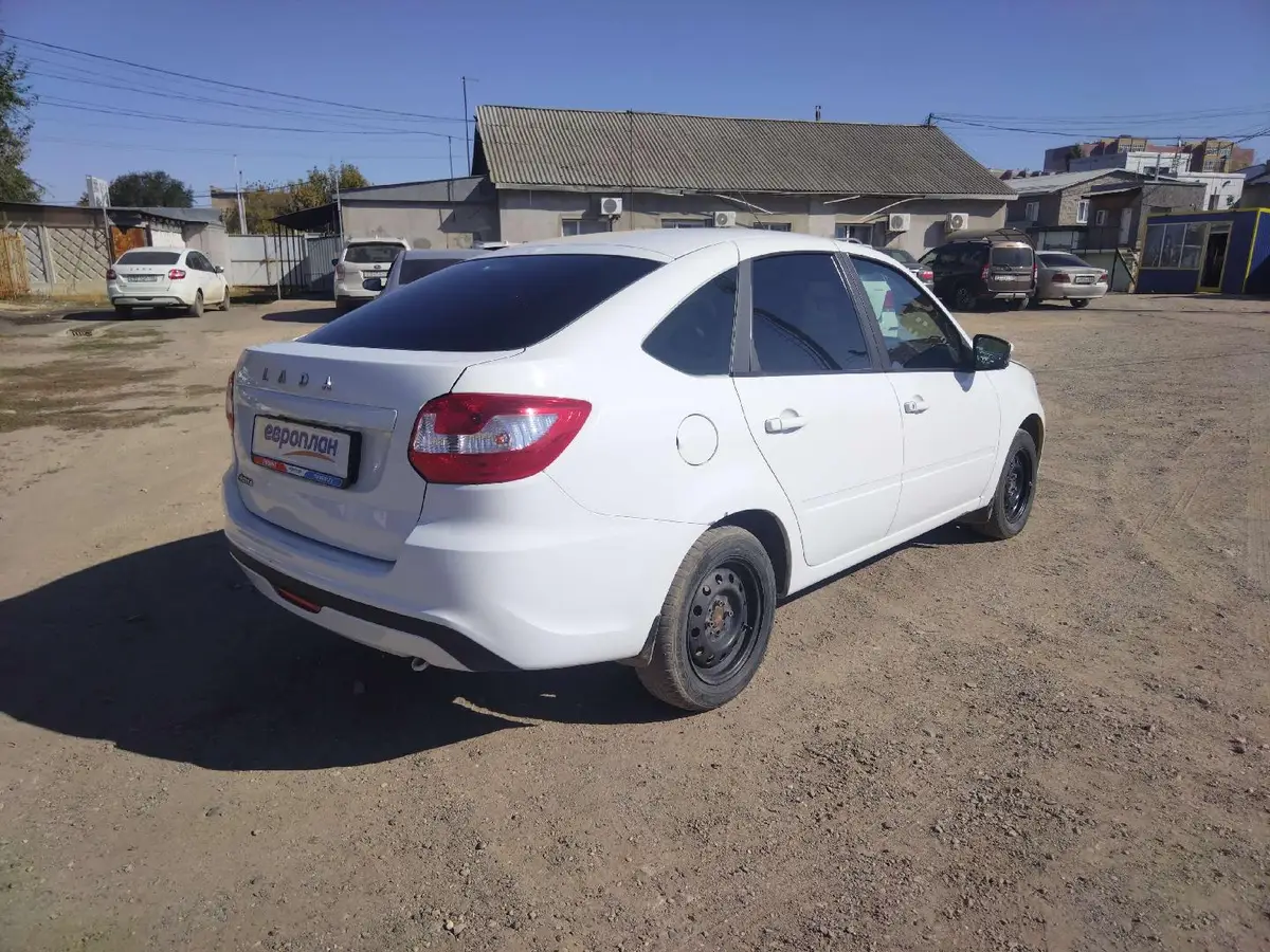LADA Granta лифтбек, фото 3