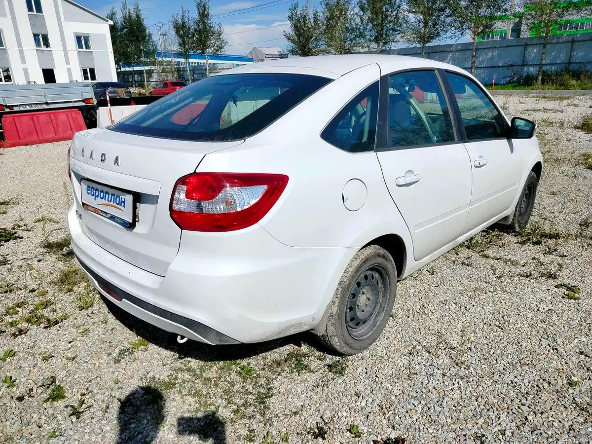 LADA Granta лифтбек, фото 3