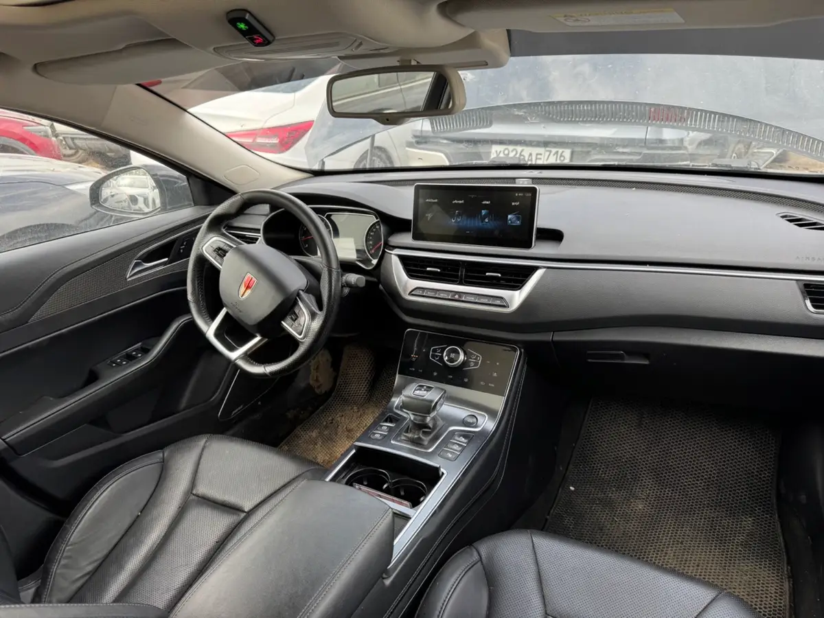 Hongqi H5, фото 5