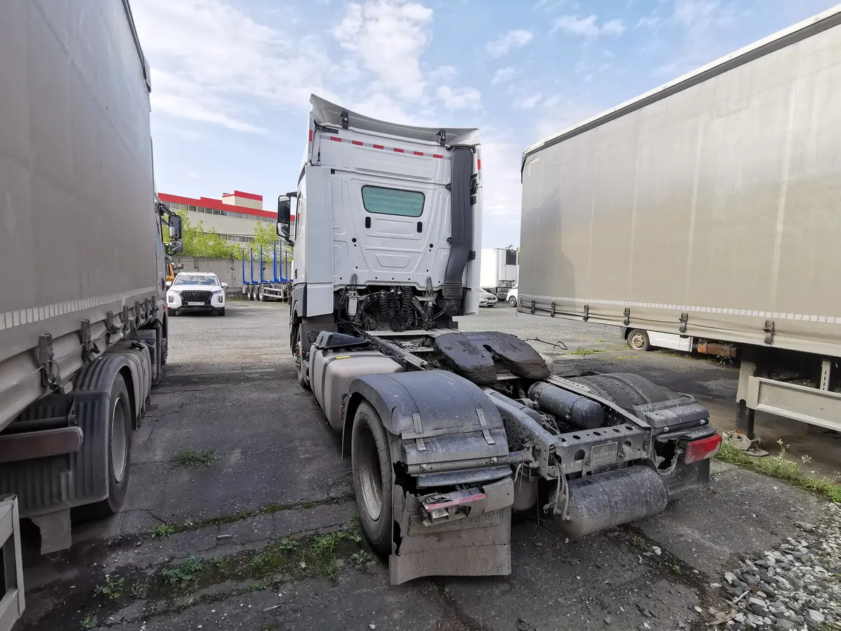 Mercedes-Benz Actros 4x2 Седельный тягач, фото 4