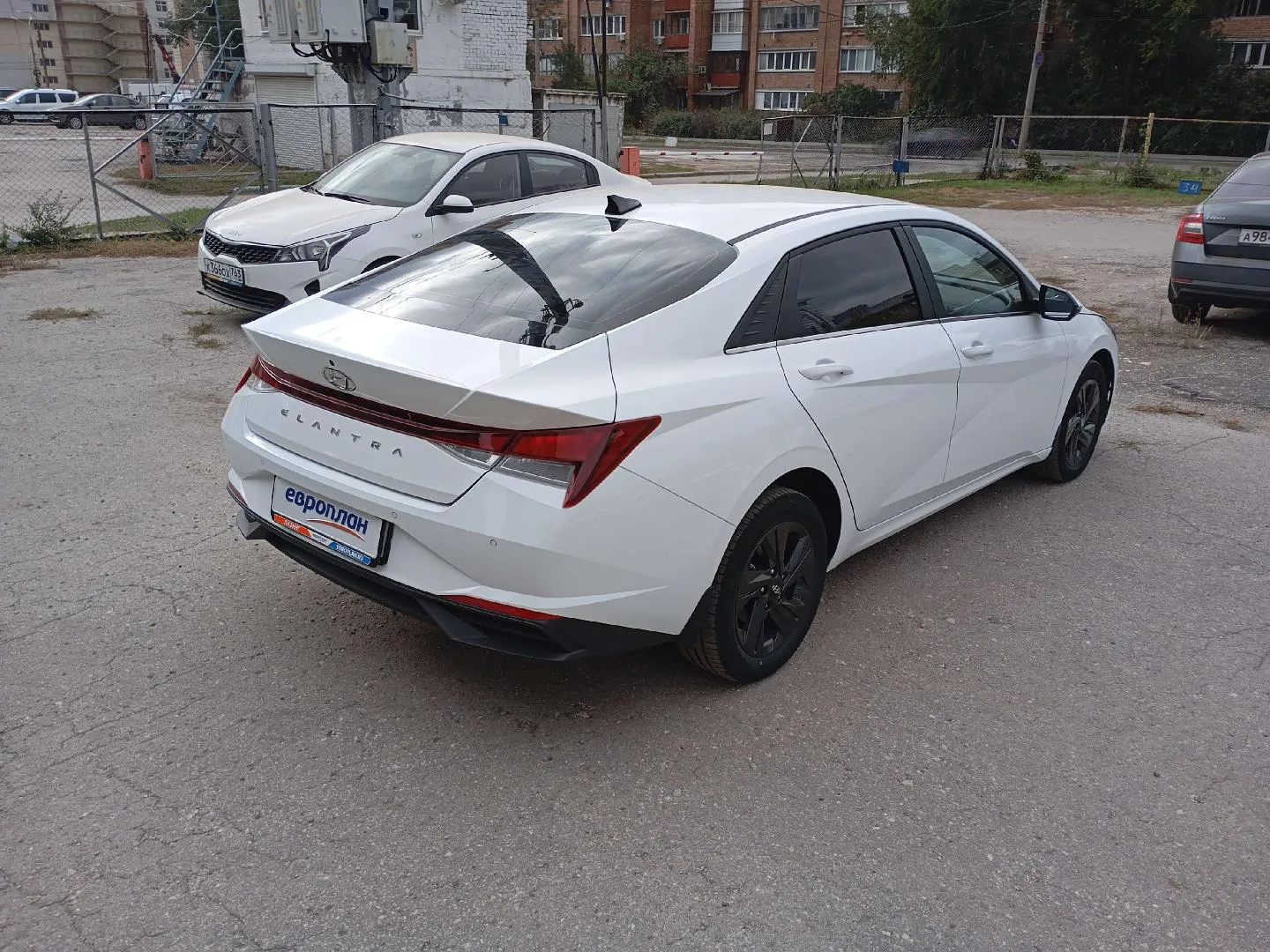 Hyundai Elantra Актив 1.6 АТ, фото 3