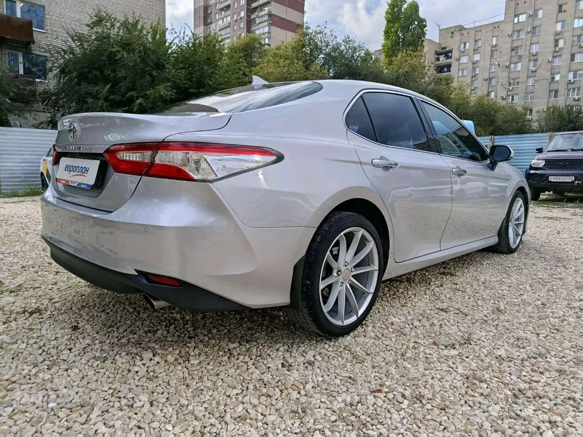 Toyota Camry 2.5 Elegance Safety auto, фото 3