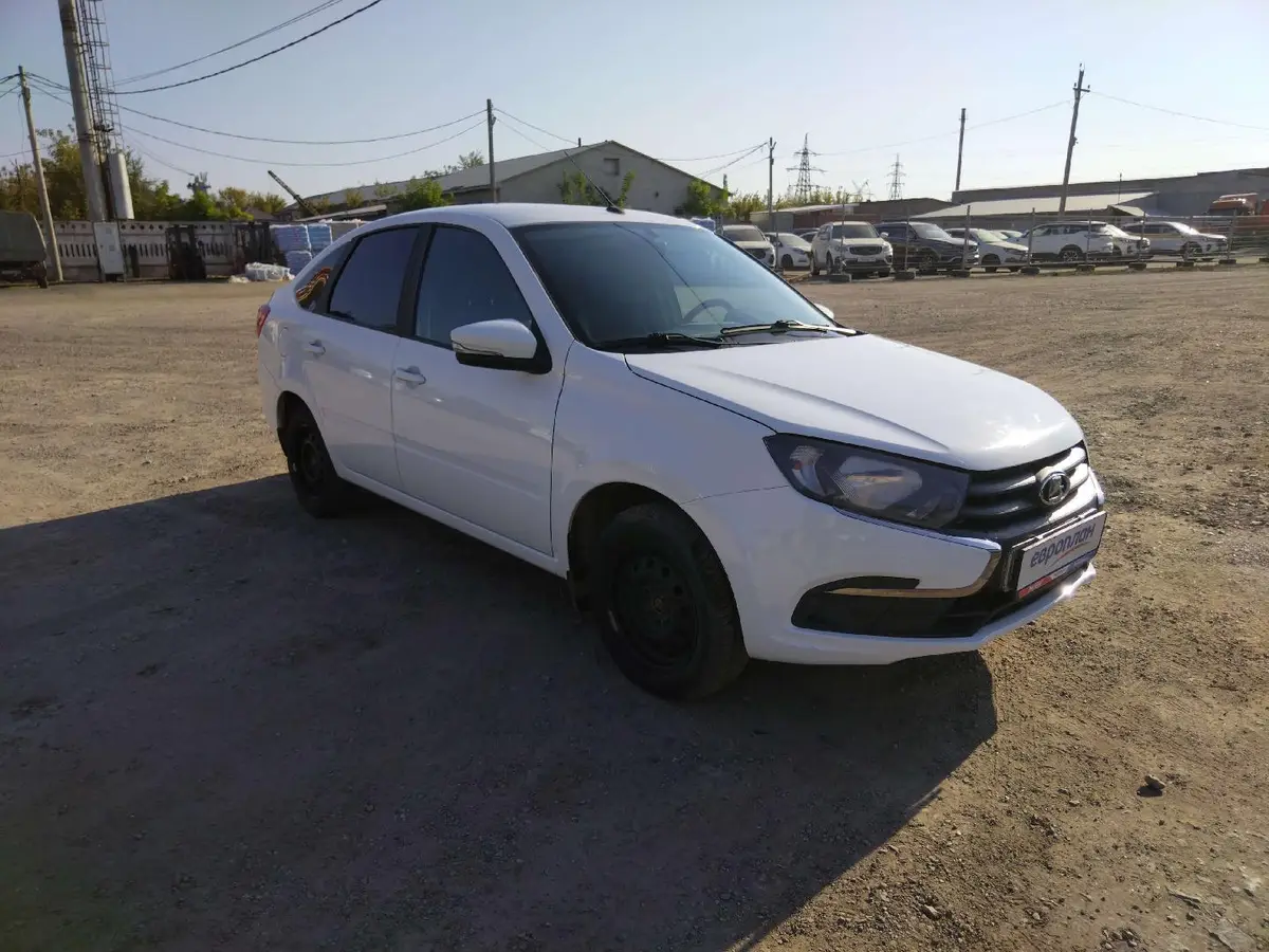 LADA Granta лифтбек, фото 2