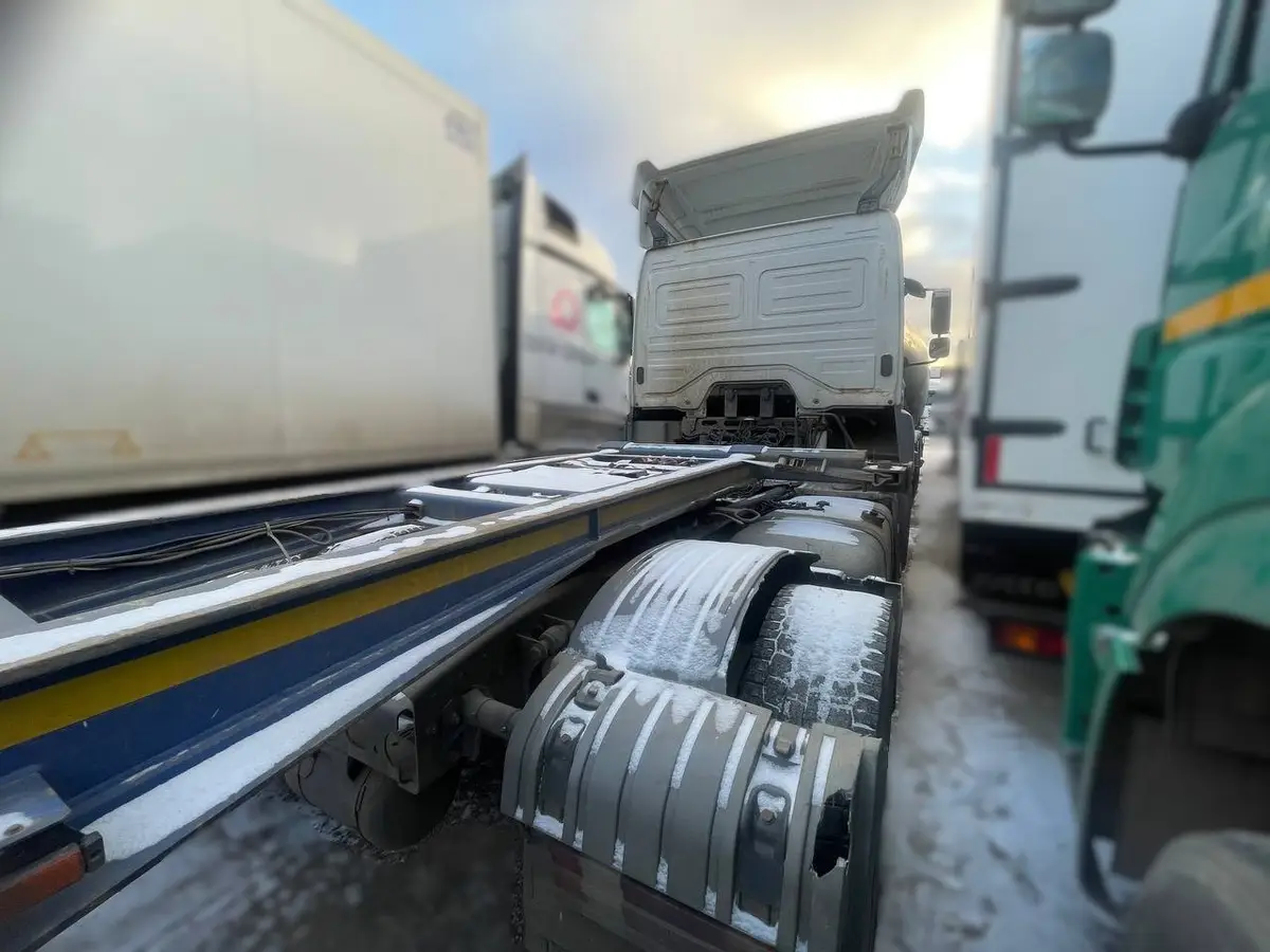 Mercedes-Benz Axor 4x2 Седельный тягач, фото 3