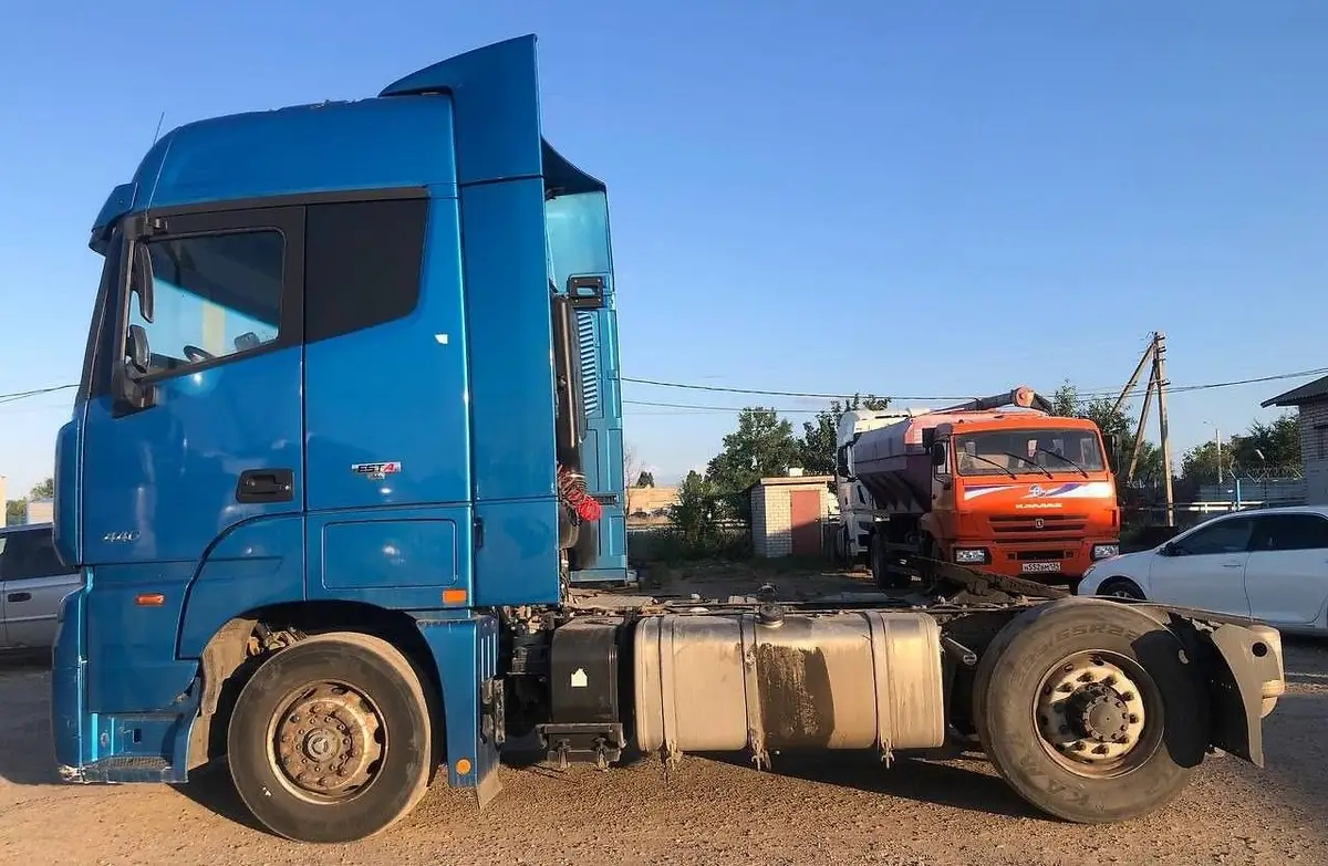 Foton AUMAN 4x2 Седельный тягач, фото 5