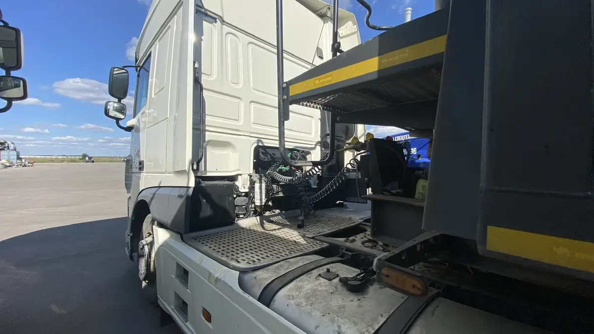 DAF XF 4x2 Седельный тягач, фото 4