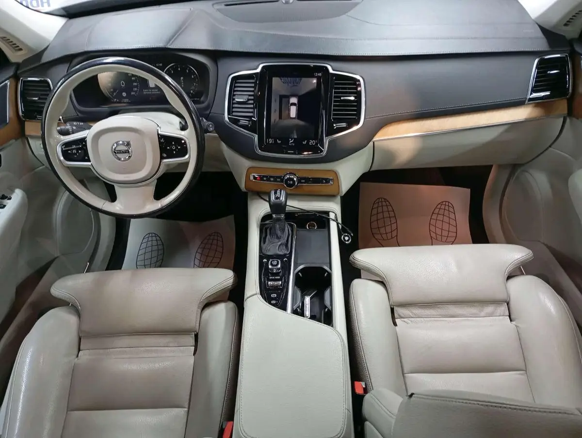 Volvo XC90 Б5 Инскрипшн 7 мест 249 л.с. АТ полный привод, фото 5