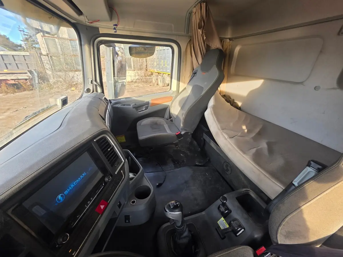 Shacman SX* 8x4 Самосвал, фото 5