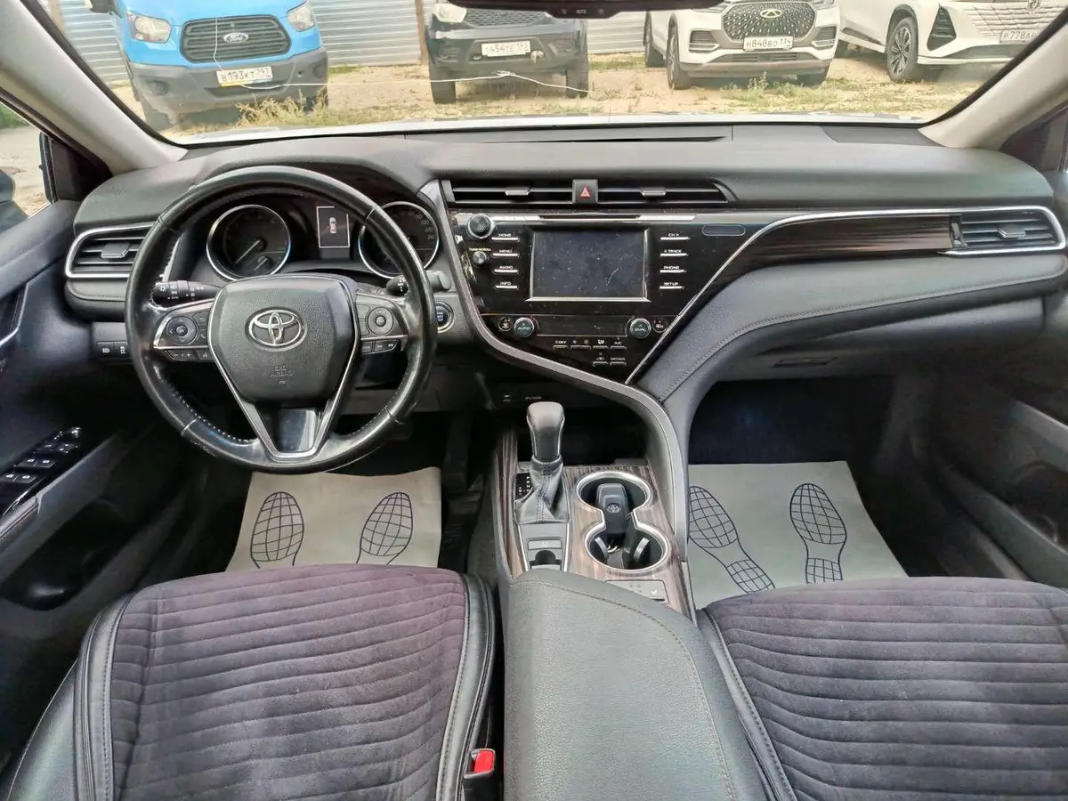 Toyota Camry 2.5 Elegance Safety auto, фото 5