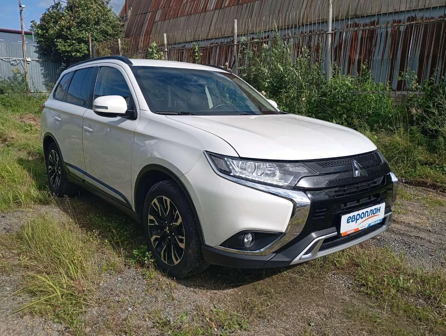 Mitsubishi Outlander Интенс+ 2.0 Вариатор, фото 2