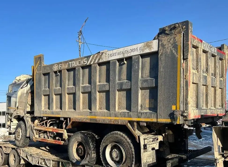 FAW J6 6x6 Самосвал, фото 4