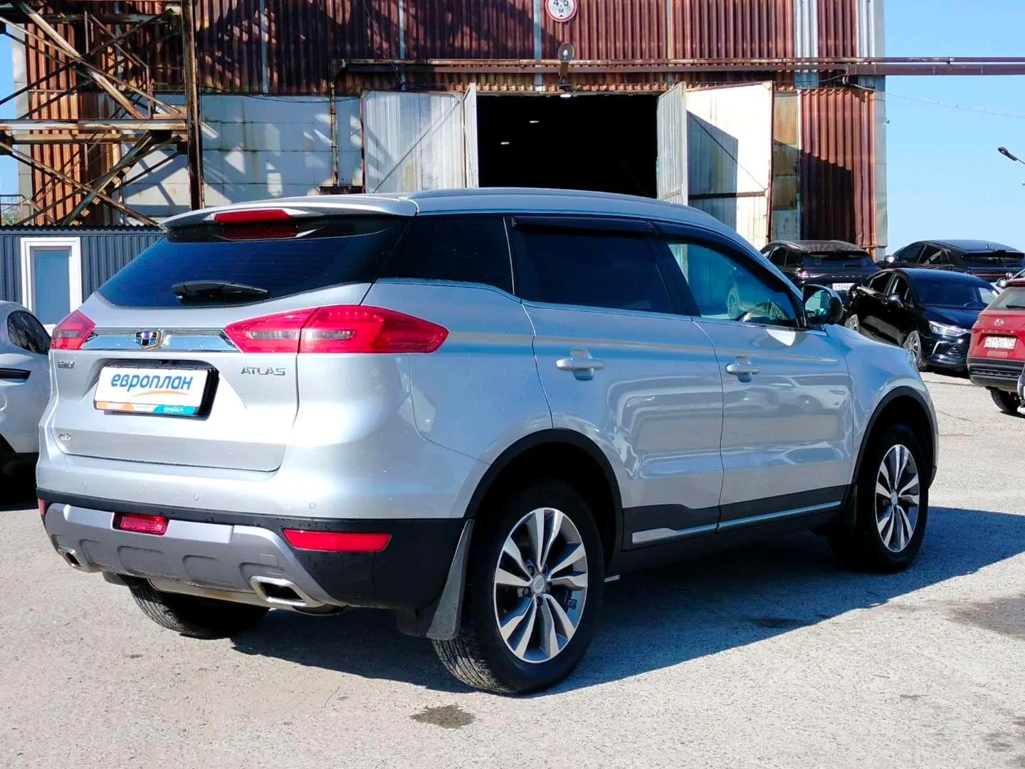 Geely Atlas, фото 3