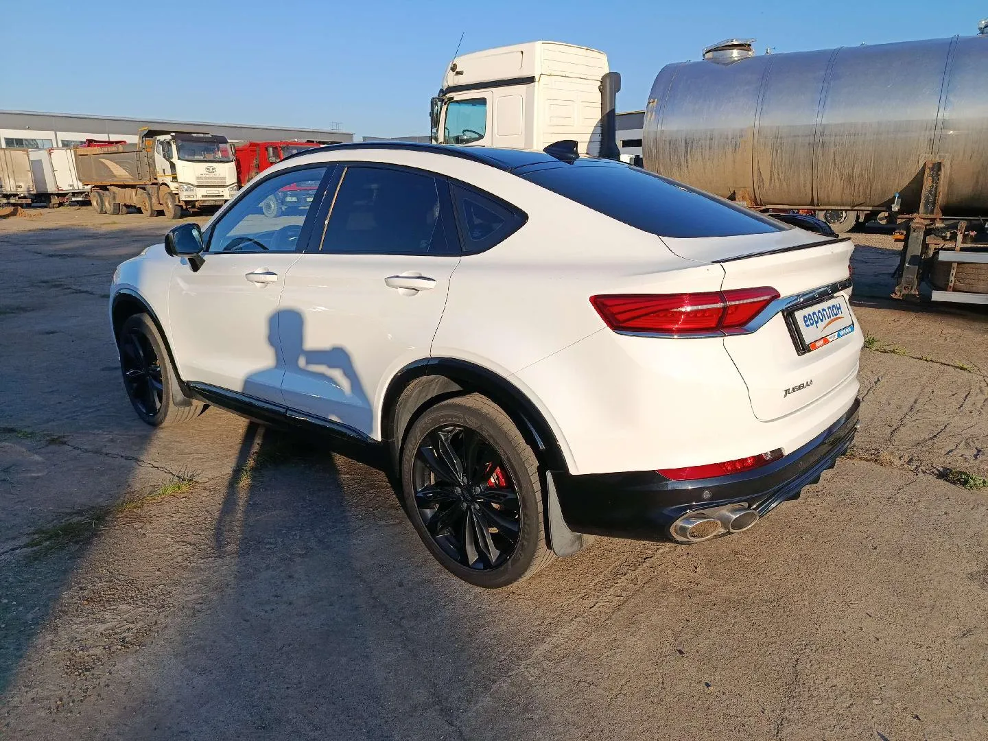 Geely Tugella Флагшип Спорт 2.0Т 238 л.с. АТ полный привод, фото 4