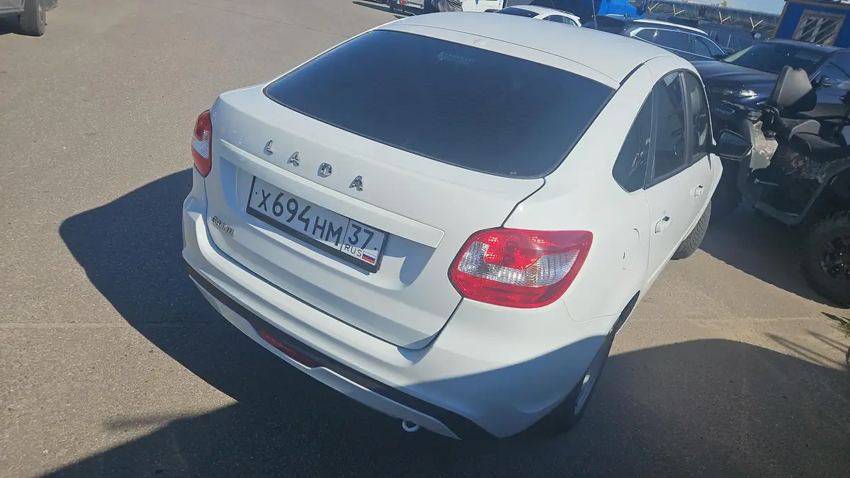 LADA Granta лифтбек Классик 24 Кондиционер 1.6 90 л.с. МТ, фото 3