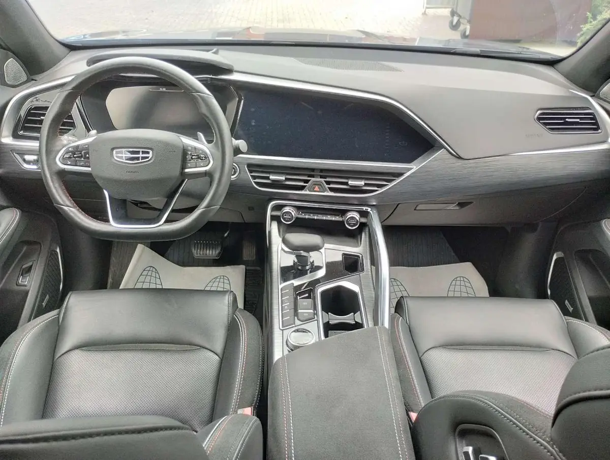Geely Tugella Флагшип Спорт 2.0Т 238 л.с. АТ полный привод, фото 5