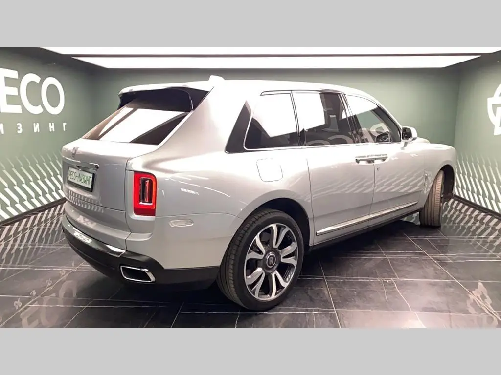 Rolls-Royce CULLINAN, фото 4