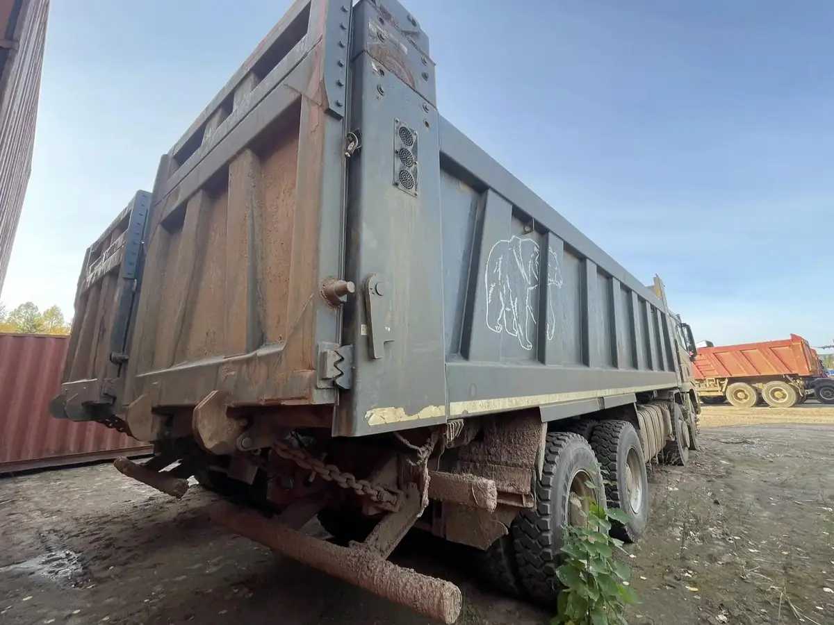 Shacman SX* 8x4 Самосвал, фото 3