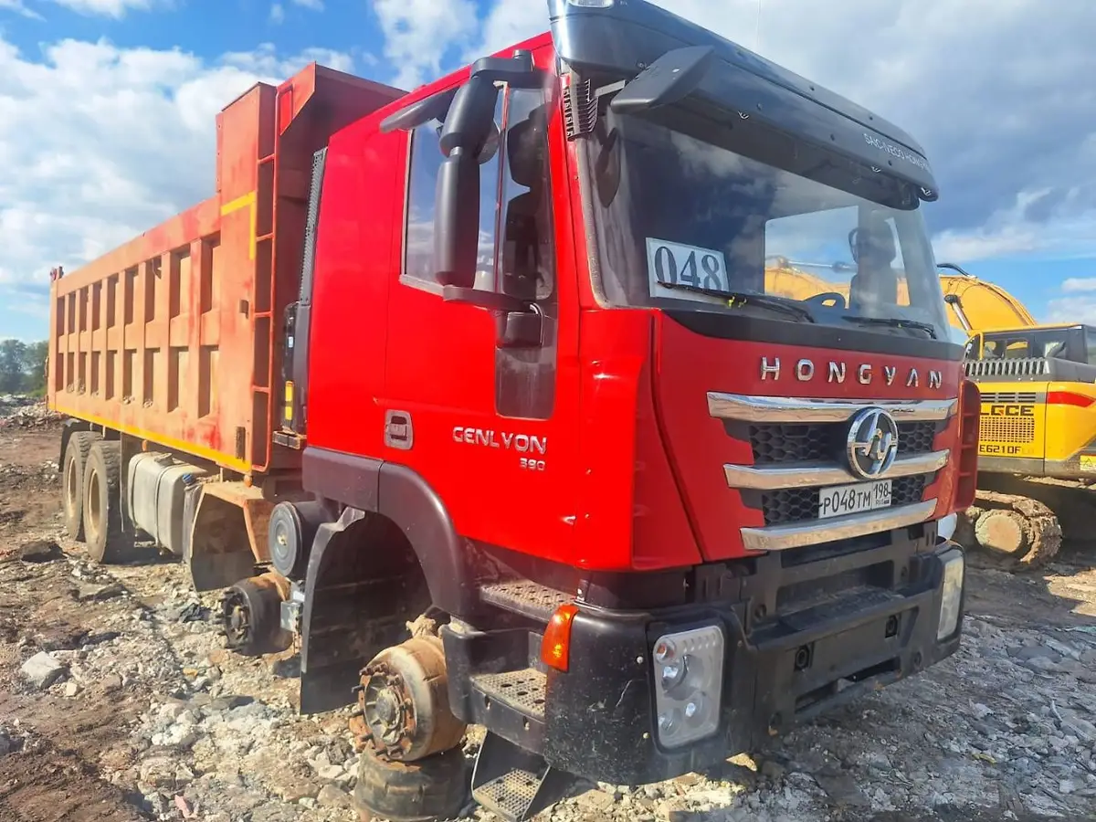 HONGYAN 908 8x4 Самосвал, фото 3