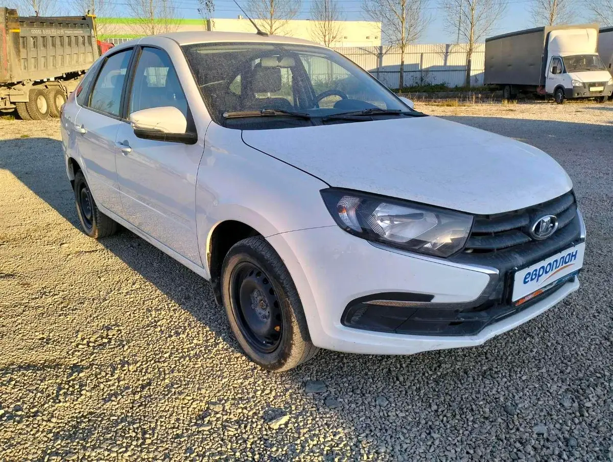 LADA Granta лифтбек, фото 2