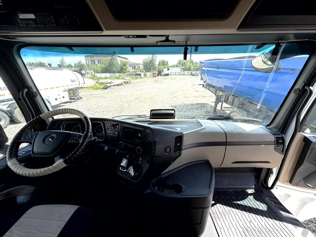Mercedes-Benz Actros 4x2 Седельный тягач, фото 5