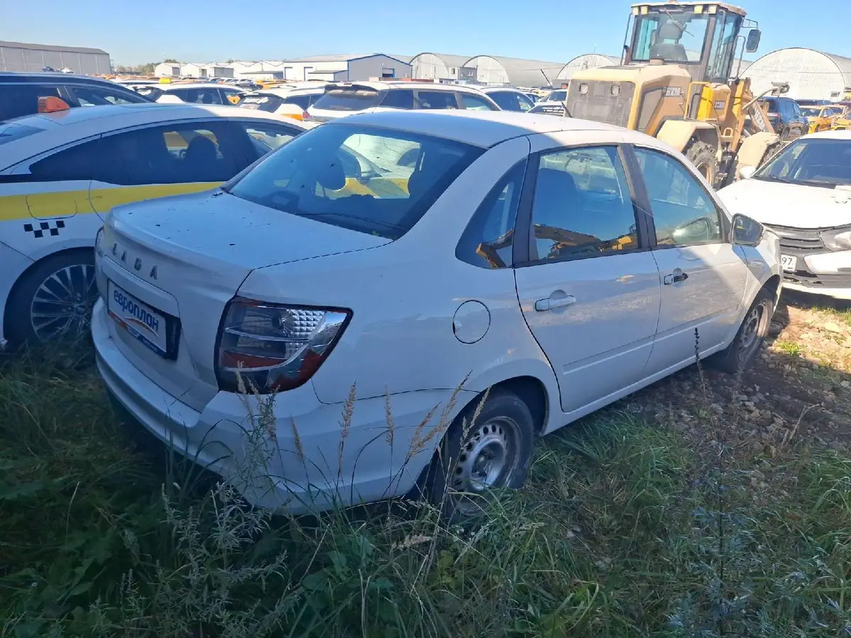 LADA Granta седан Классик 24 Кондиционер 1.6 90 л.с. МТ, фото 3