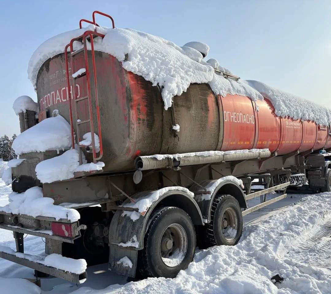 УралСпецТранс 9465* Полуприцеп цистерна, фото 3