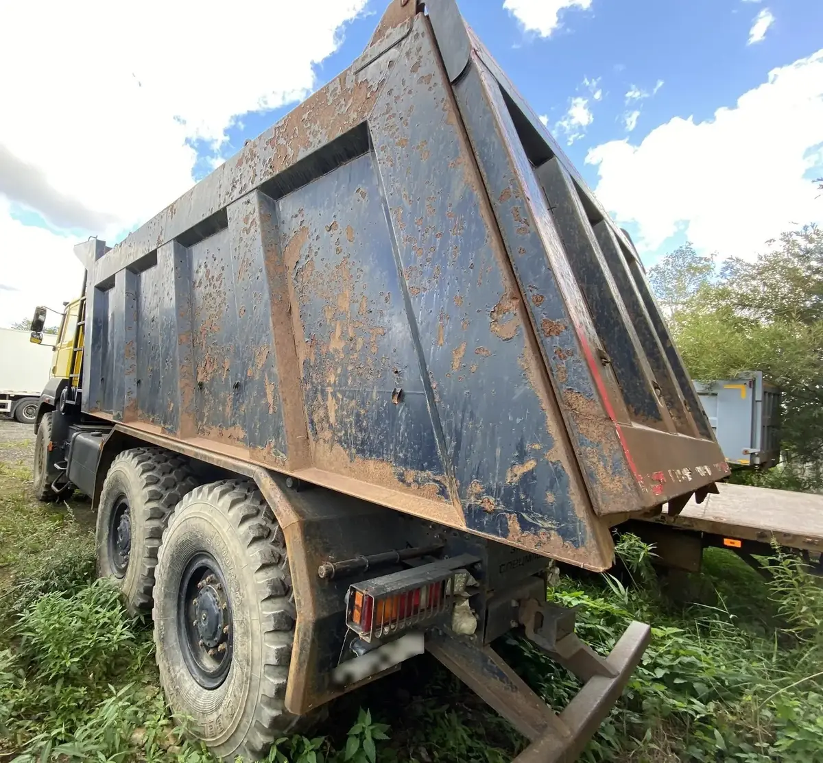 СПЕЦМАШ SM02* на шасси Ural 6370 6x6 Самосвал, фото 4