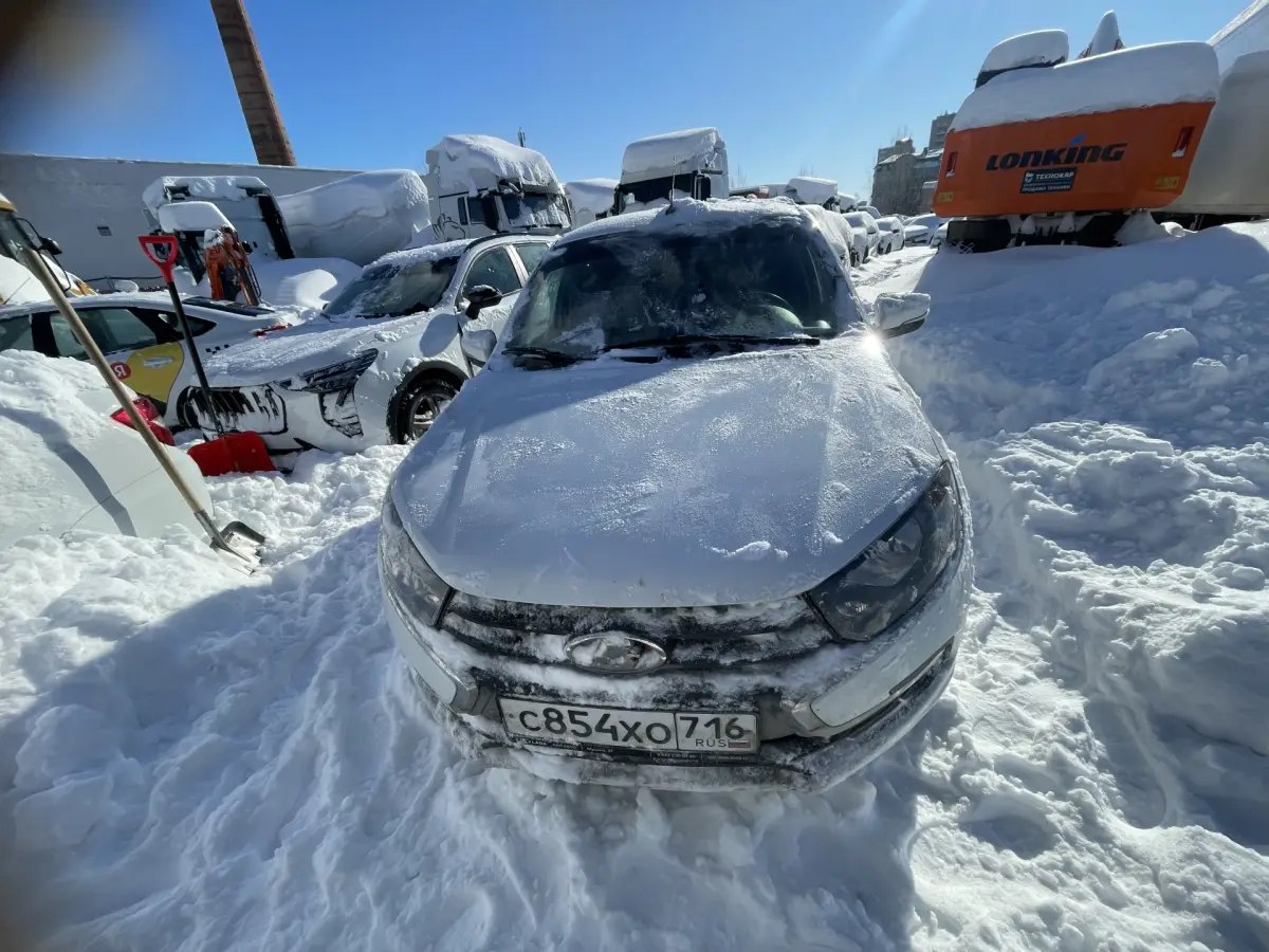 LADA Granta Лифтбек, фото 2