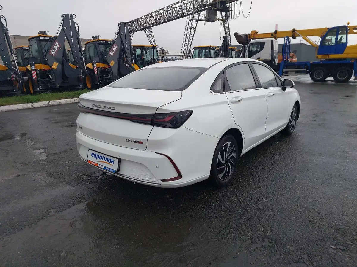 BAIC Ю5 Плюс (U5 Plus), фото 3