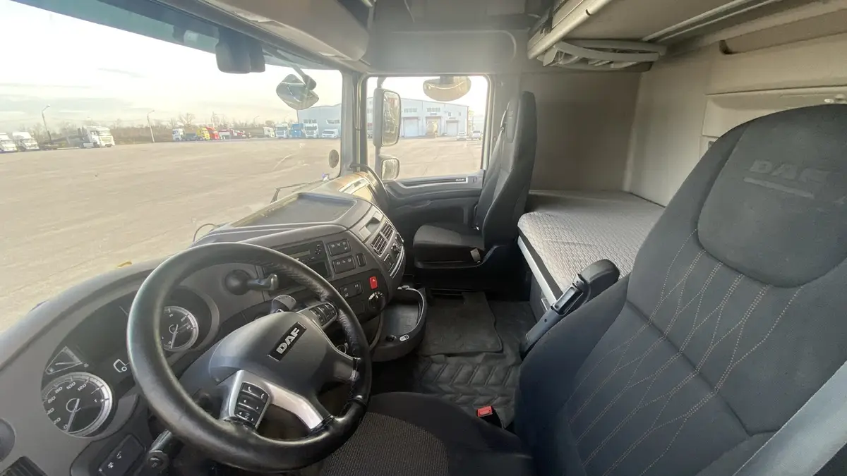 DAF XF 4x2 Седельный тягач, фото 5