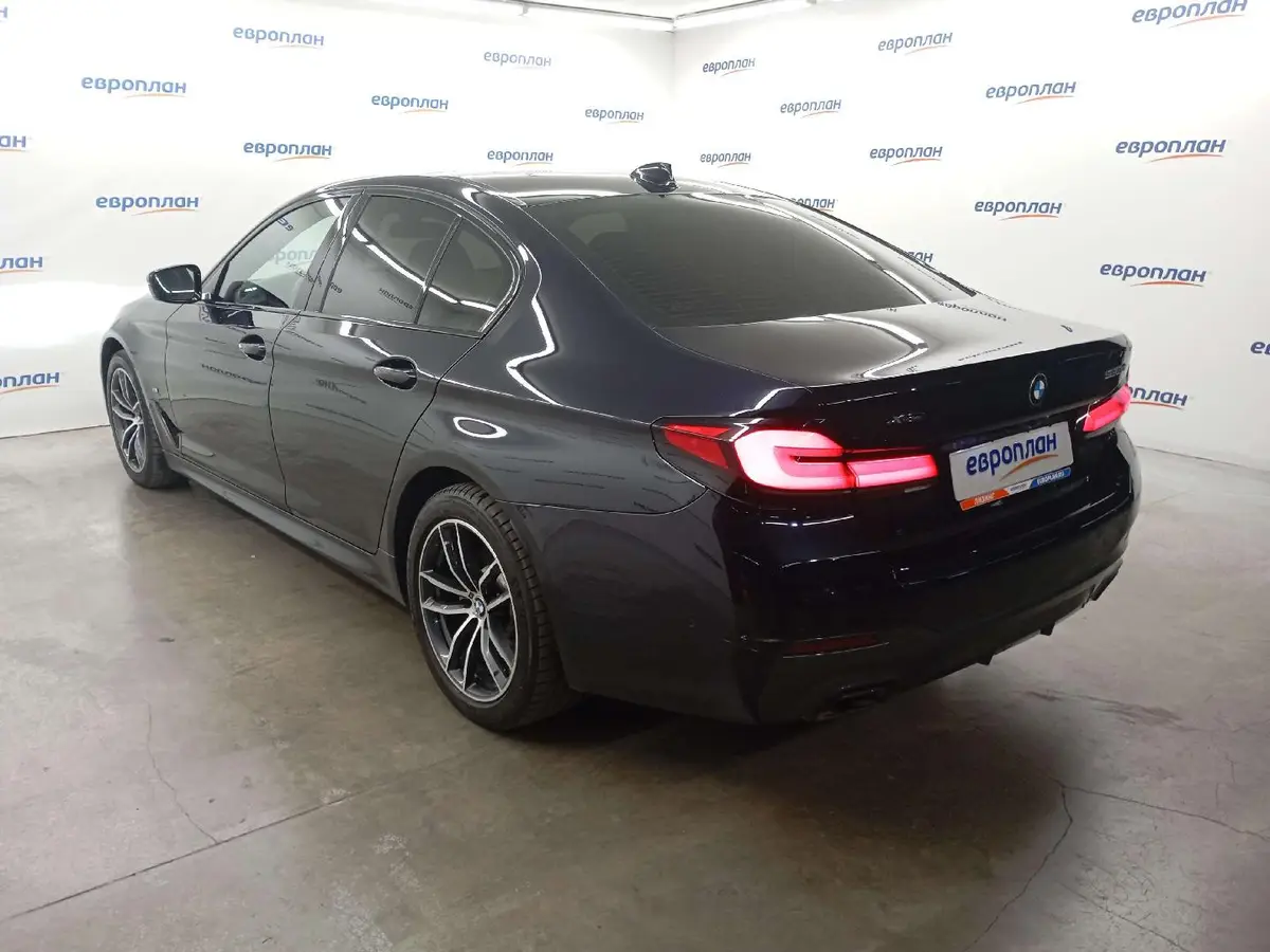 BMW 5 серия 520д полный привод М Спорт Пьюр, фото 4