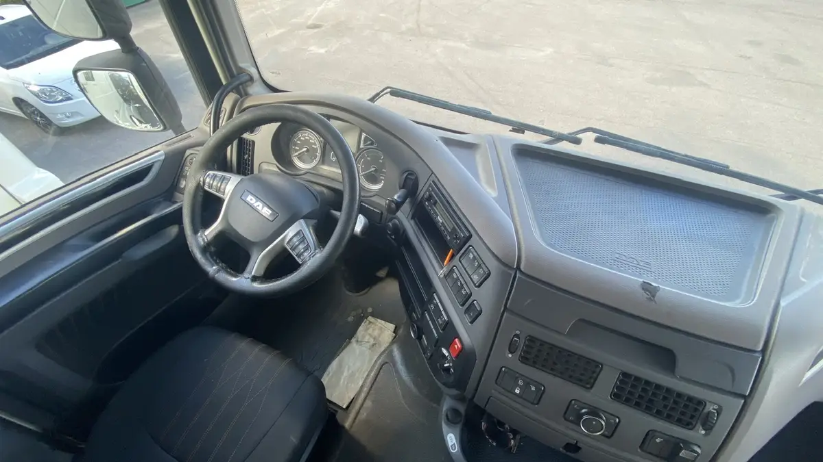DAF XF 4x2 Седельный тягач, фото 5