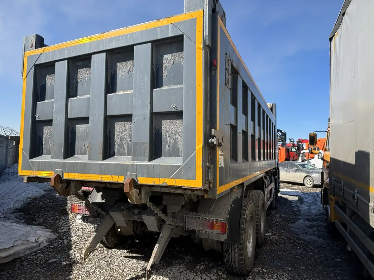 DONGFENG KC 8x4 Самосвал, фото 3
