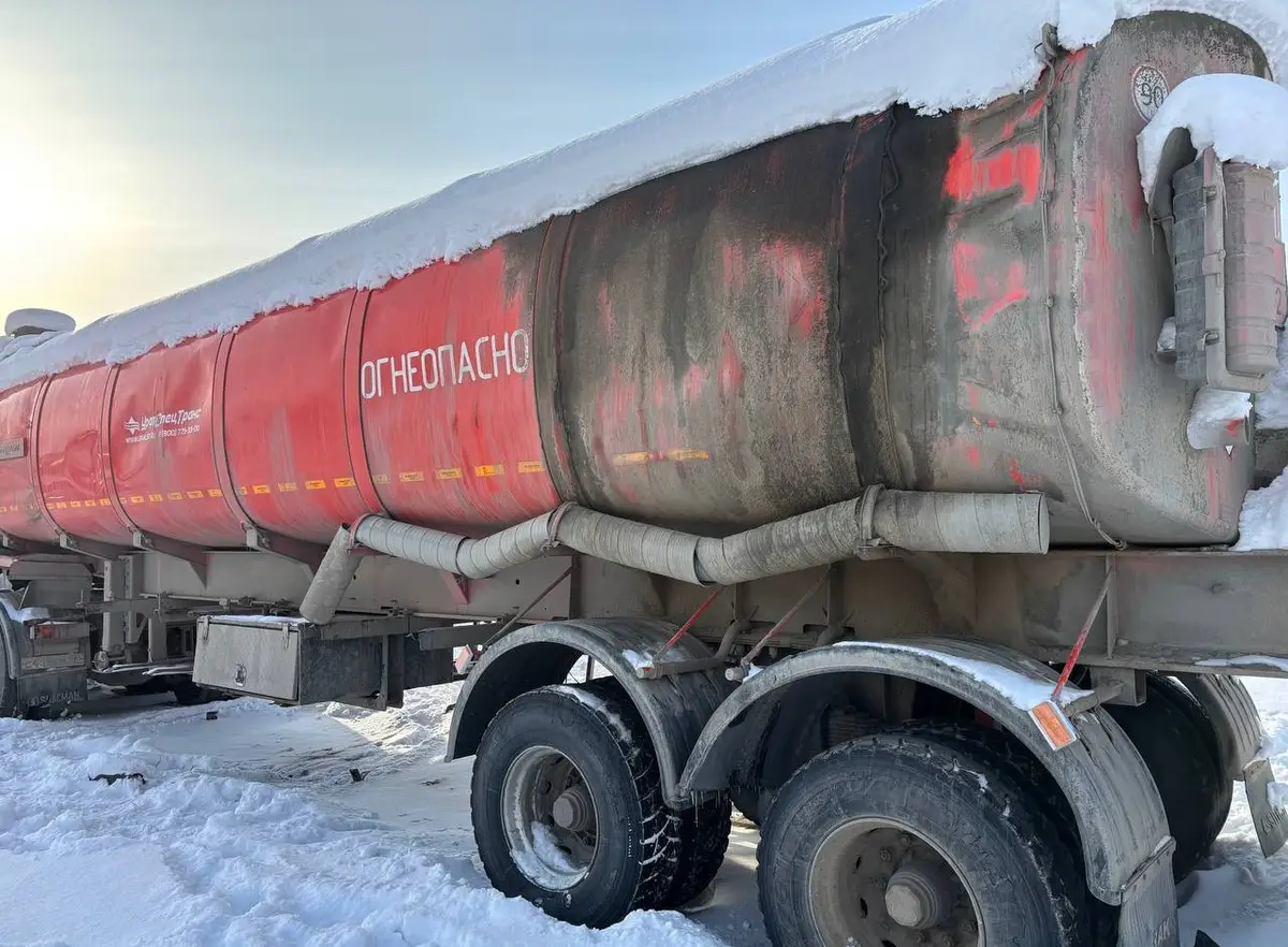УралСпецТранс 9465* Полуприцеп цистерна, фото 4