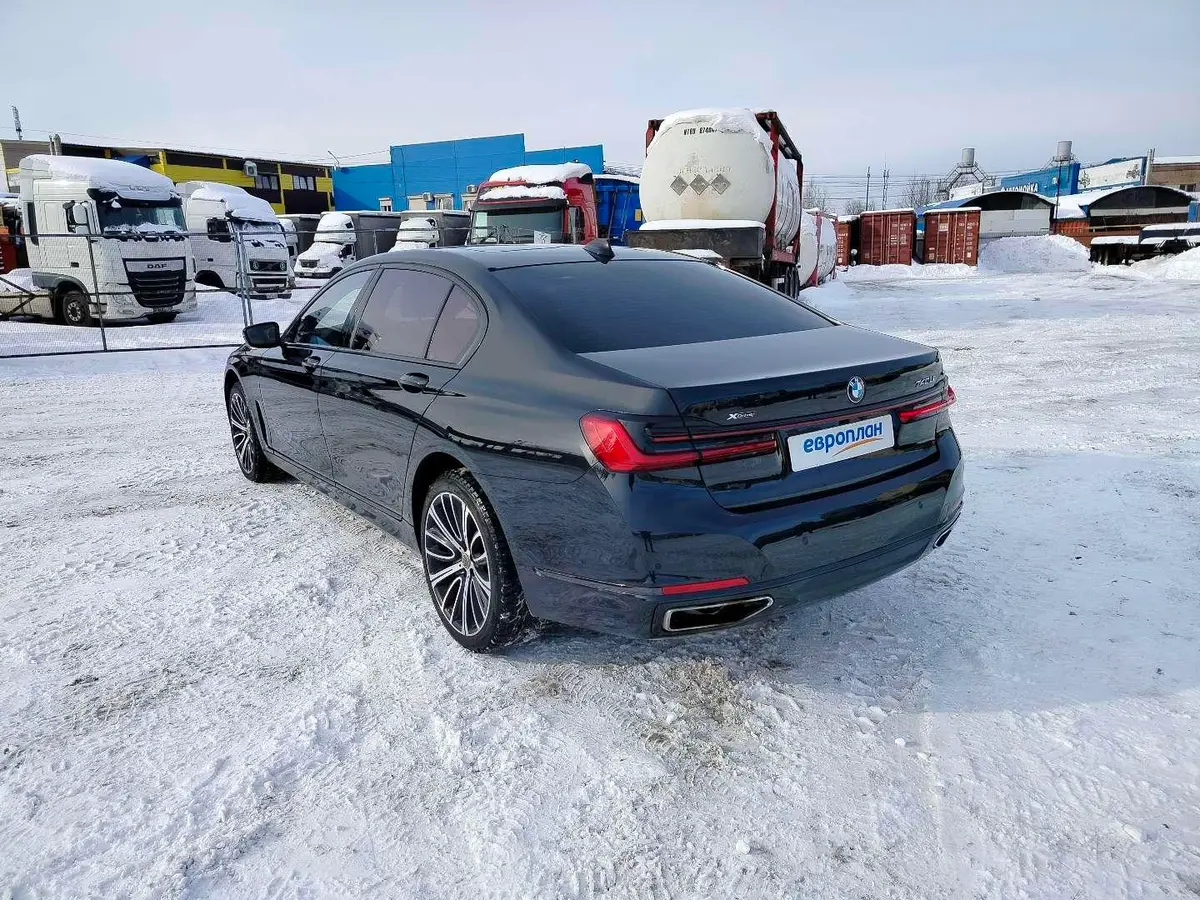 BMW 7 серия Long 740Li xDrive, фото 4