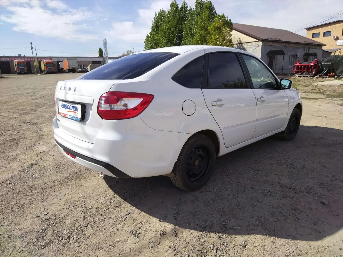 LADA Granta лифтбек, фото 3