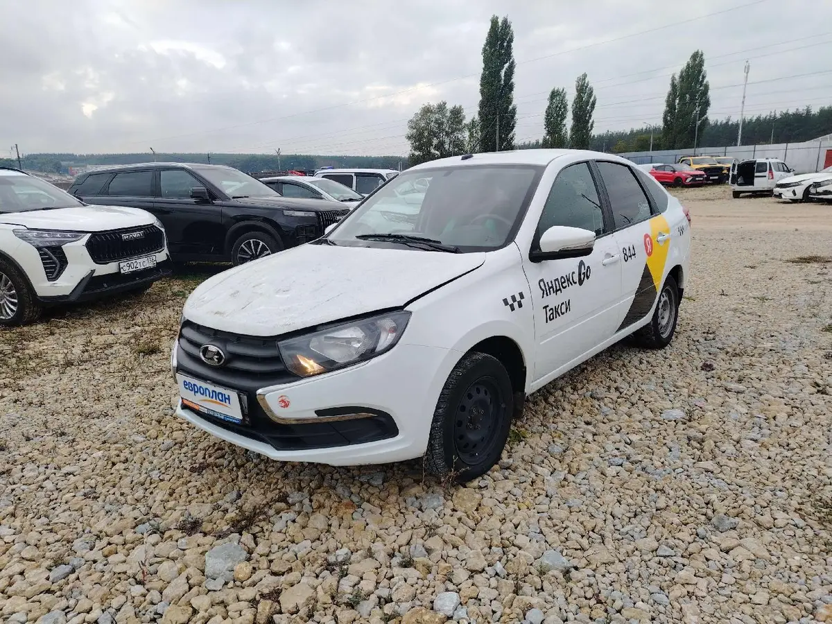 LADA Granta лифтбек, фото 2