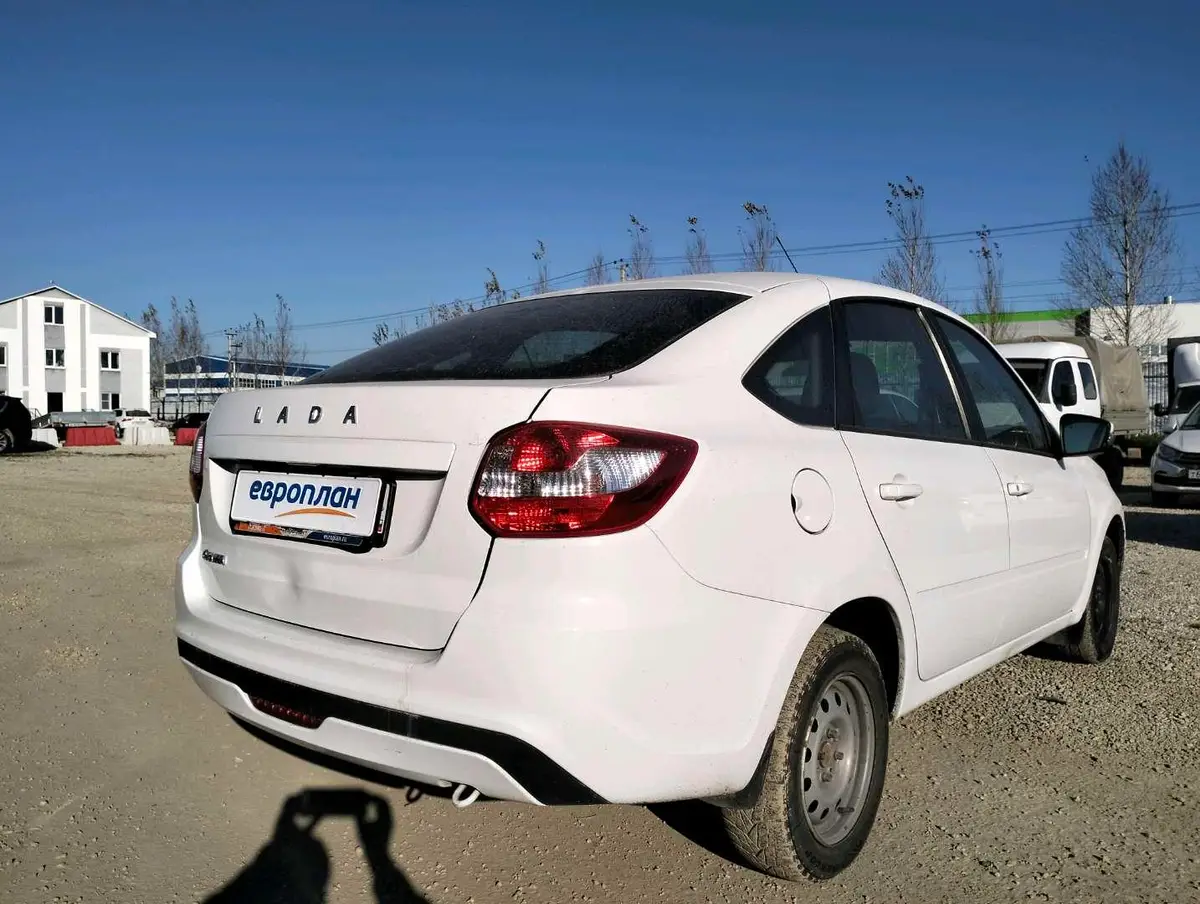 LADA Granta лифтбек, фото 3