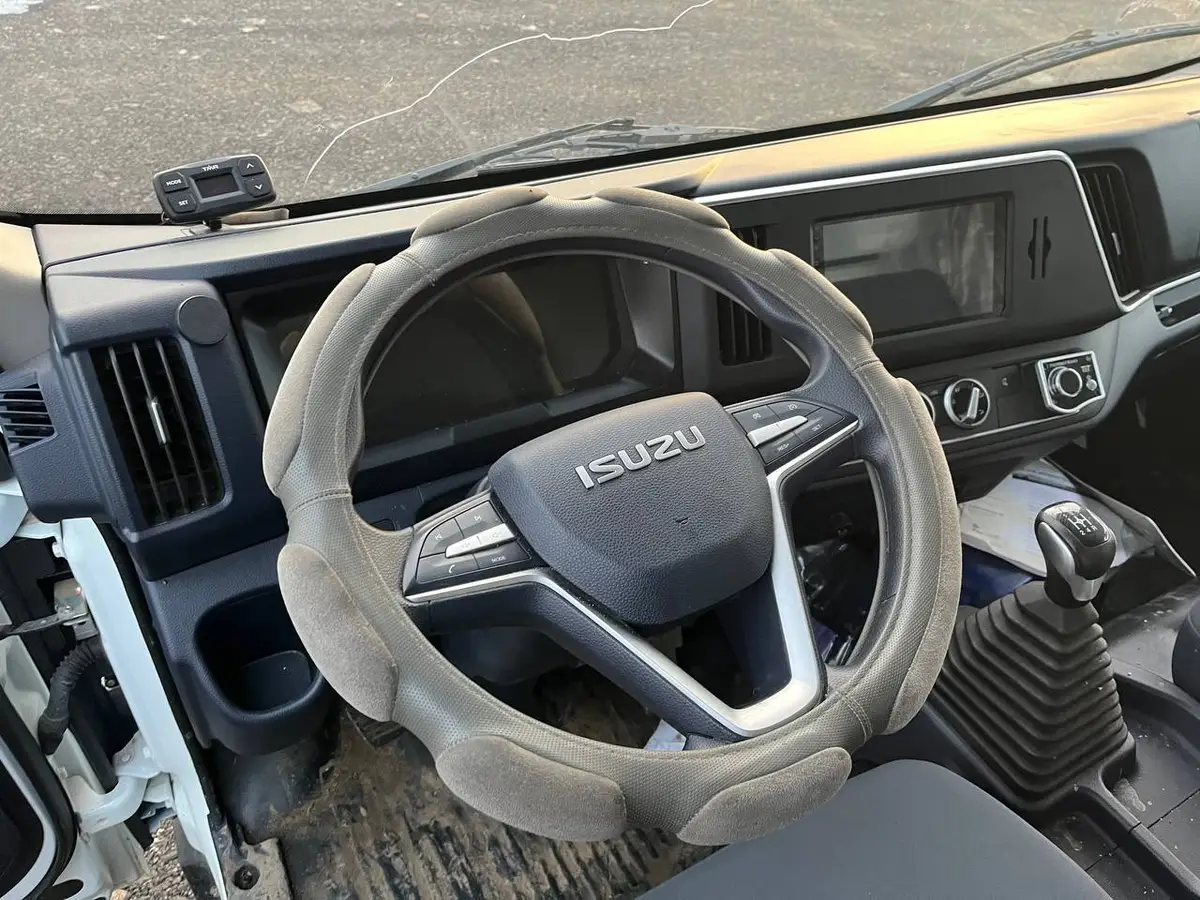 ISUZU ELF 4.5 (EC7) 4x2 Изотермический/рефрижератор, фото 5