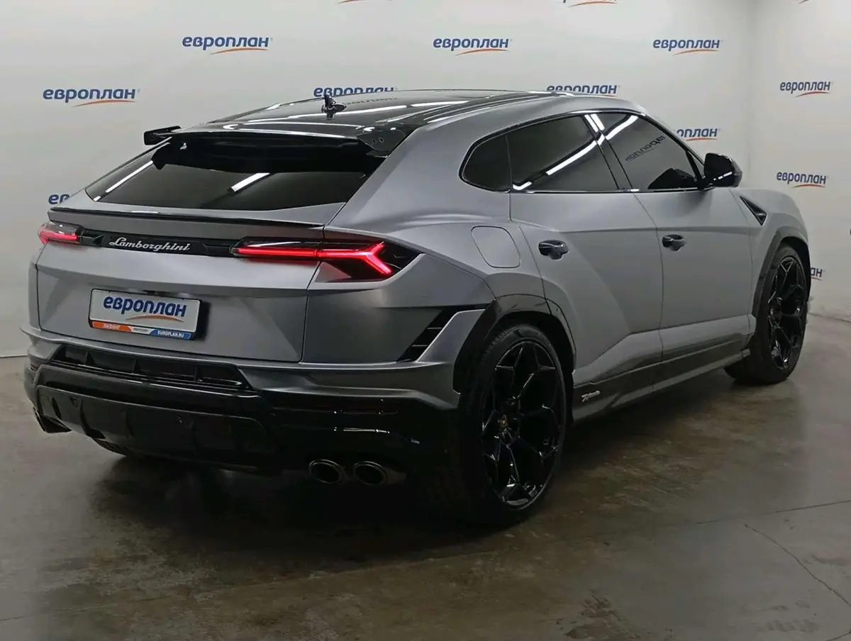 Lamborghini Urus Perfomante, фото 3