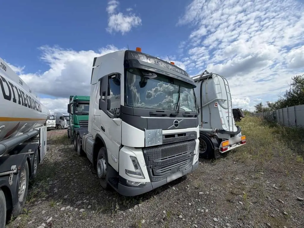 Volvo FM 6x2 Седельный тягач, фото 2