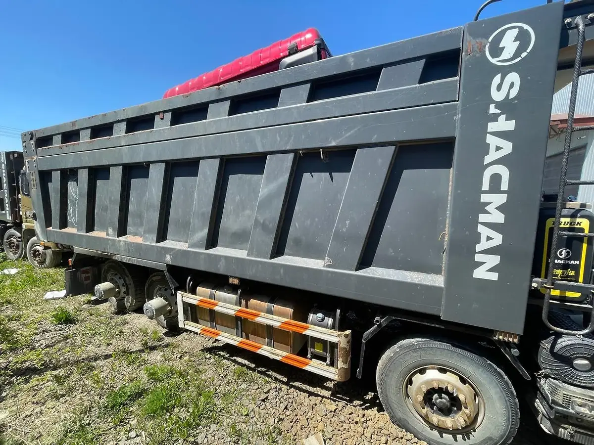Shacman SX* 8x4 Самосвал, фото 5
