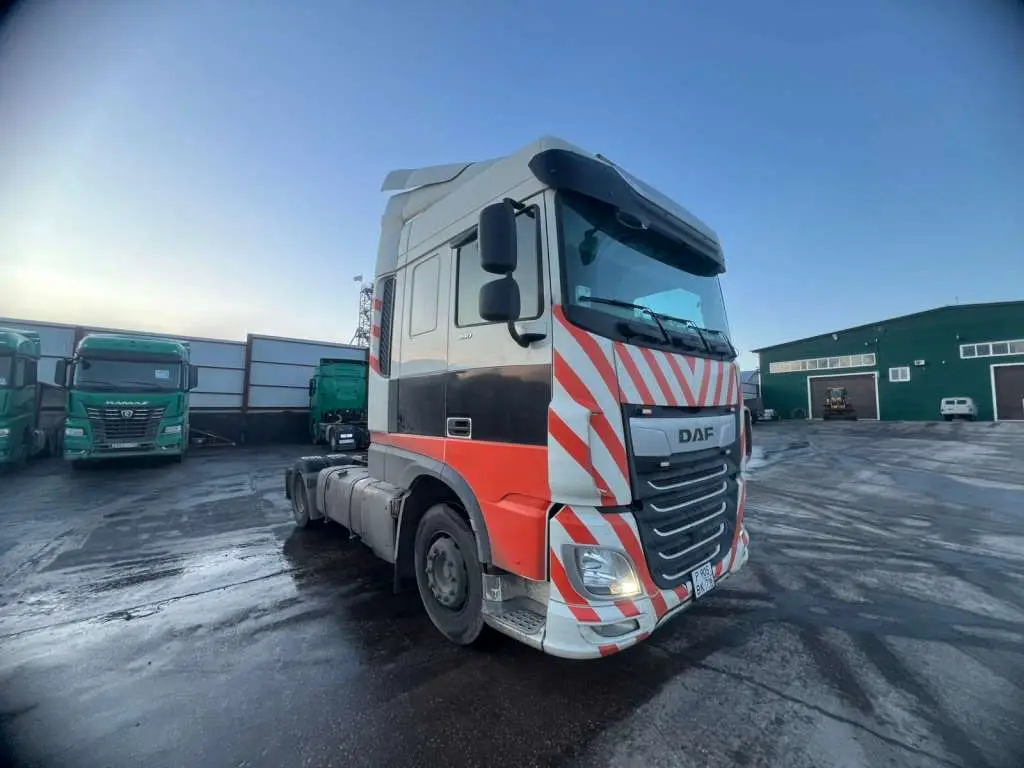 DAF XF 4x2 Седельный тягач, фото 2