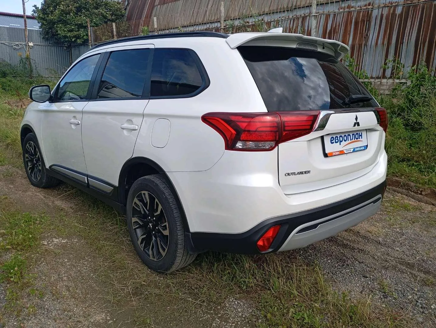 Mitsubishi Outlander Интенс+ 2.0 Вариатор, фото 4